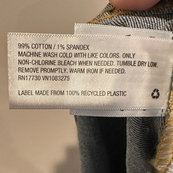 NWT Women's High-Rise Vintage Bootcut Jeans - Universal Thread Medium Wash 14 - Picture 13 of 13